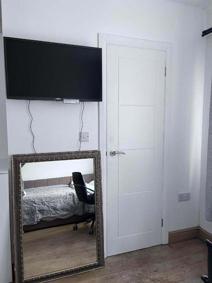 Bed and Breakfast Number 25 Horley Exterior foto