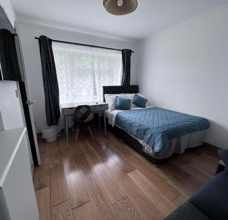 Bed and Breakfast Number 25 Horley Exterior foto